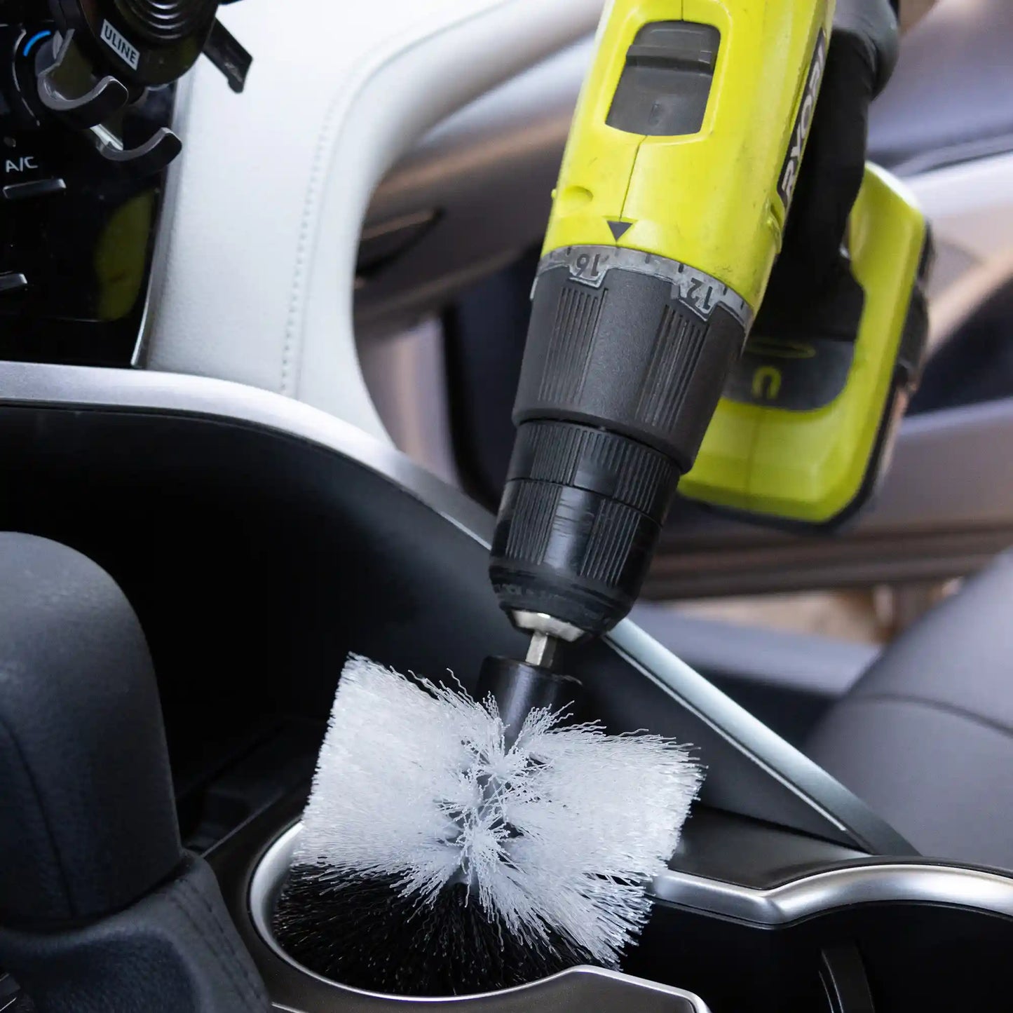 WHITE DRILL BRUSH SET X3 MISSILE